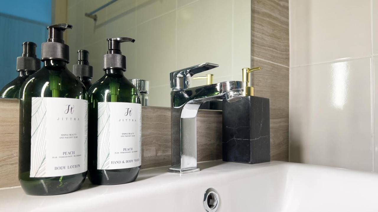 בנגקוק Wellness Stay & Hotel Sukhumvit 107 מראה חיצוני תמונה